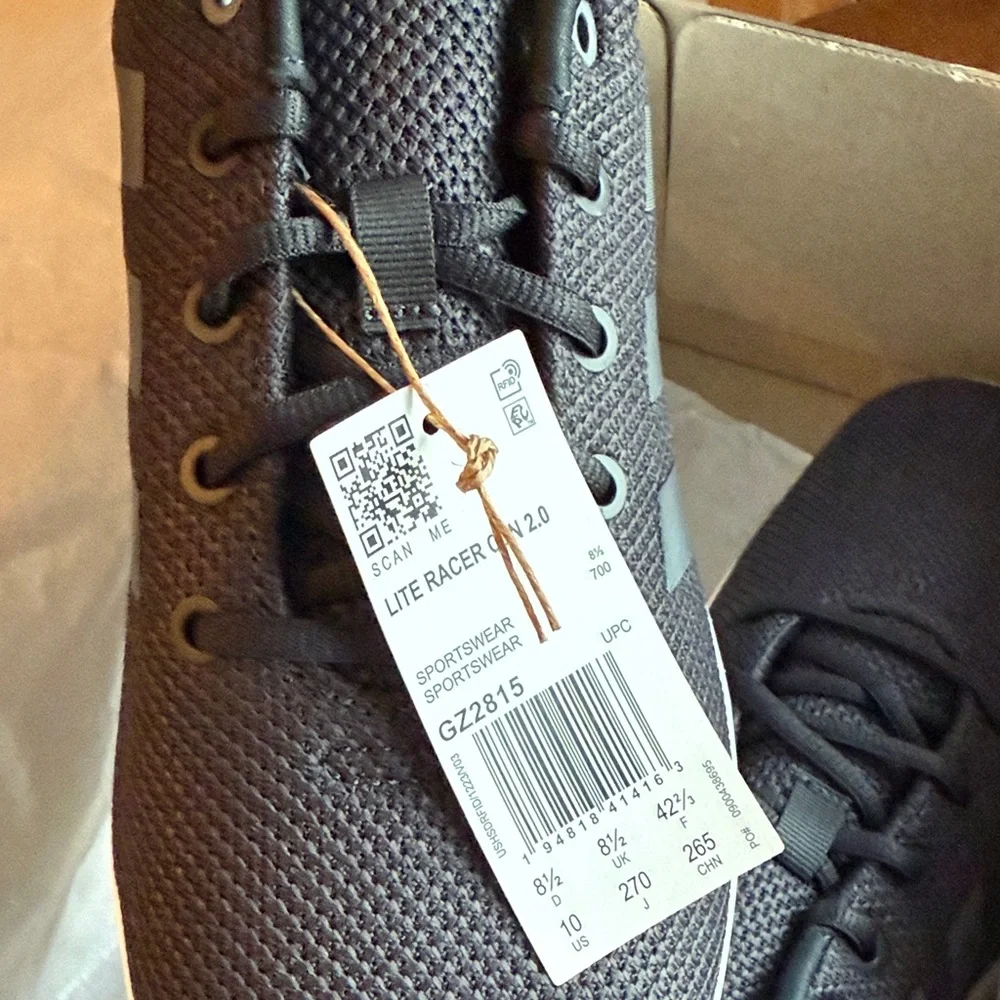 Adidas Women's Black Sneakers size 10 NWT - Picture 2 of 5